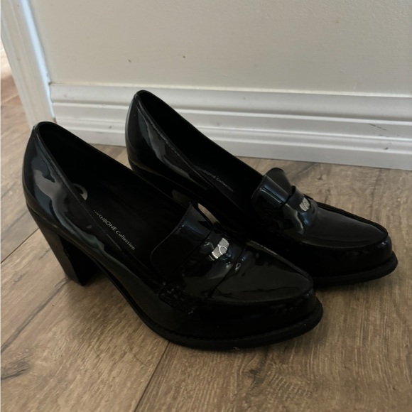 WISHBONE Collection Women's Black Heeled Loafers - Picture 3 of 3